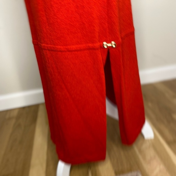 St John Collection 2 Piece Red Maxi Skirt Knit Suit W Gold Branded Buttons S/M - Picture 8 of 16
